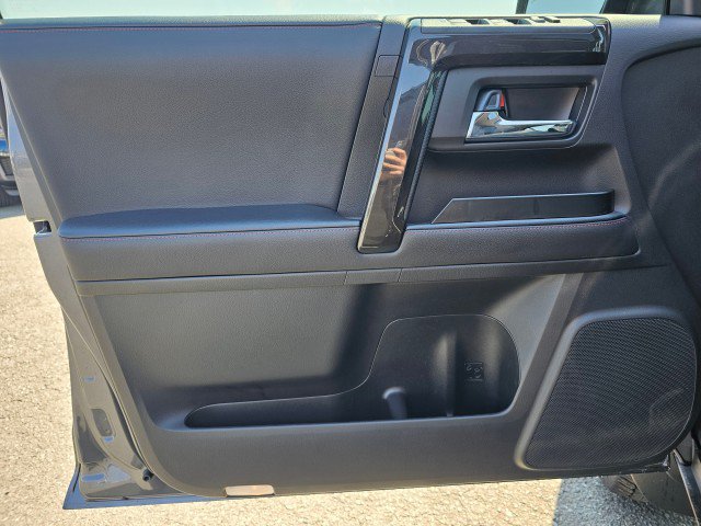 Used 2023 Toyota 4Runner TRD Off-Road Premium w/ Off Road Premium Plus Package AWD/4WD image 25