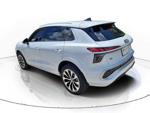 New 2026 Audi Q3 quattro 2.0T AWD/4WD image 3