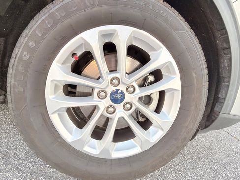 Used 2020 Ford Escape SE FWD image 45