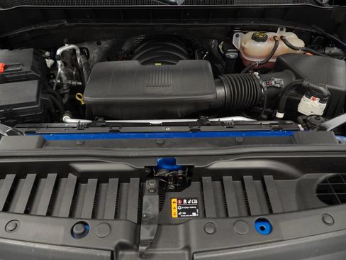 Certified 2022 Chevrolet Silverado 1500 LT AWD/4WD image 41