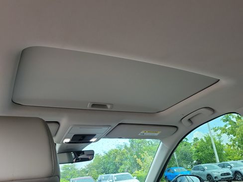 Used 2024 Honda CR-V EX-L image 22