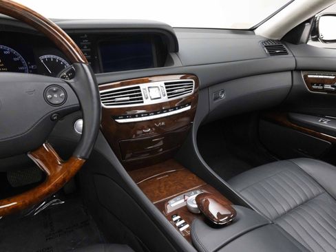 Used 2007 Mercedes-Benz CL 600 image 16