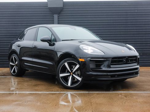 Certified 2026 Porsche Macan S AWD/4WD image 9