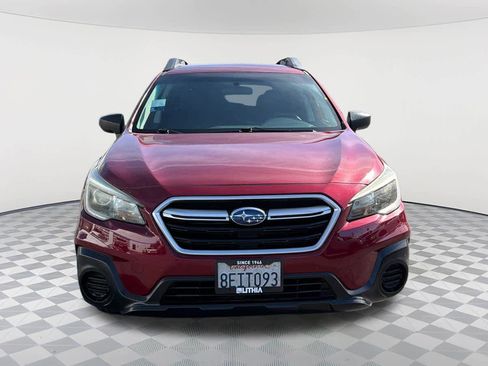Used 2018 Subaru Outback 2.5i AWD/4WD image 2