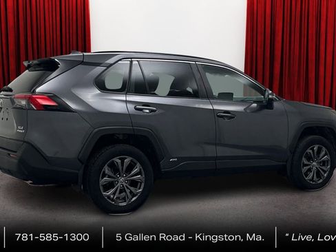 Certified 2023 Toyota RAV4 XLE Premium AWD/4WD image 5