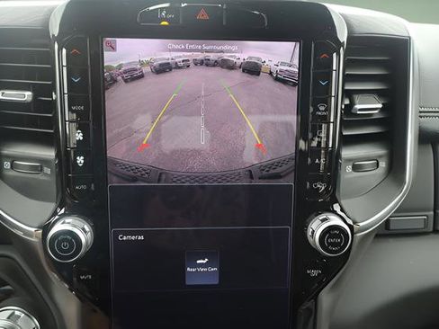 New 2026 RAM 1500 Laramie AWD/4WD image 23