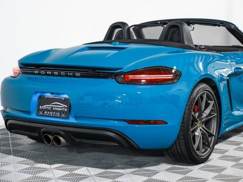 Used 2018 Porsche 718 Boxster S image 14