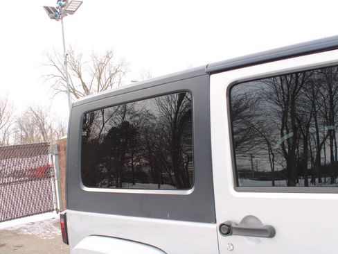 Used 2007 Jeep Wrangler Sahara w/ PWR Convenience Group AWD/4WD image 40