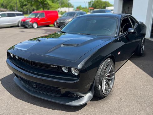 Used 2020 Dodge Challenger R/T w/ Blacktop Package RWD image 2