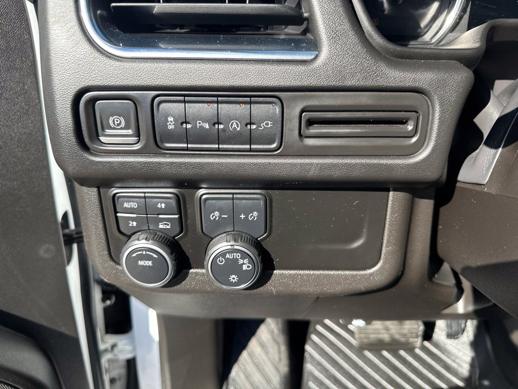 Used 2021 Chevrolet Tahoe RST AWD/4WD image 12