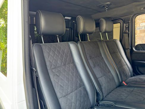 Used 2018 Mercedes-Benz G 550 Squared image 41