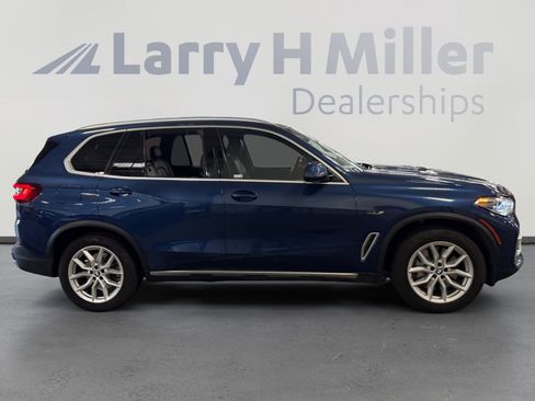 Used 2023 BMW X5 xDrive45e w/ Executive Package AWD/4WD image 6