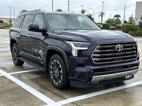 Used 2023 Toyota Sequoia Limited RWD image 12