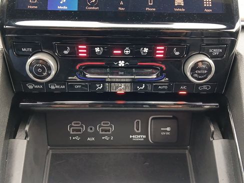 Used 2022 Jeep Grand Cherokee Summit w/ Advanced Protech Group IV image 43