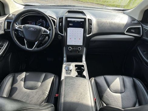 Used 2022 Ford Edge Titanium AWD/4WD image 21