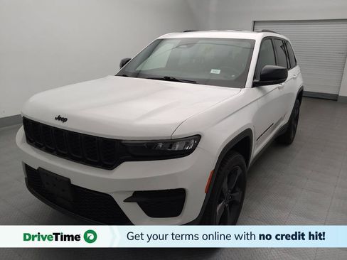 Used 2023 Jeep Grand Cherokee Altitude AWD/4WD image 1