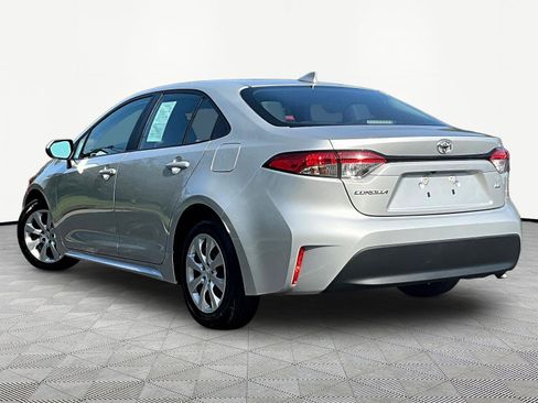 Used 2024 Toyota Corolla LE FWD image 4