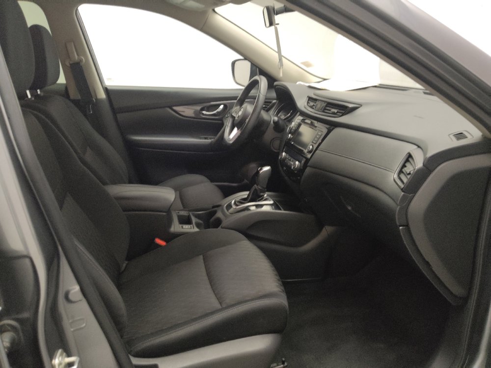 Used 2018 Nissan Rogue SV FWD image 21