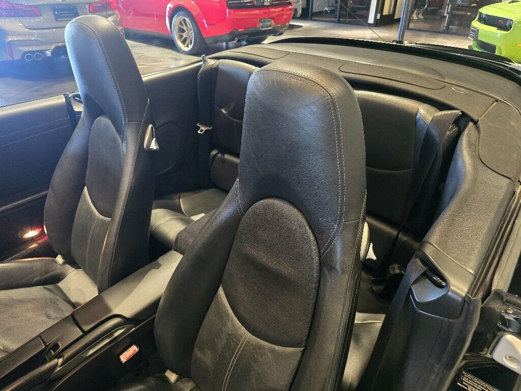 Used 2012 Porsche 911 Cabriolet image 14