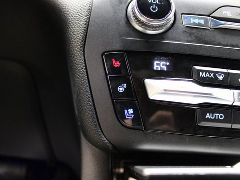 Used 2020 Ford Explorer ST w/ Premium Technology Package image 71