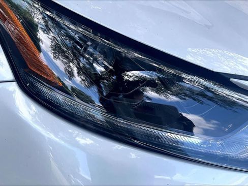 Used 2023 Toyota Highlander XSE FWD image 28
