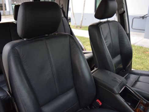 Used 2005 Mercedes-Benz ML 350 4MATIC image 55