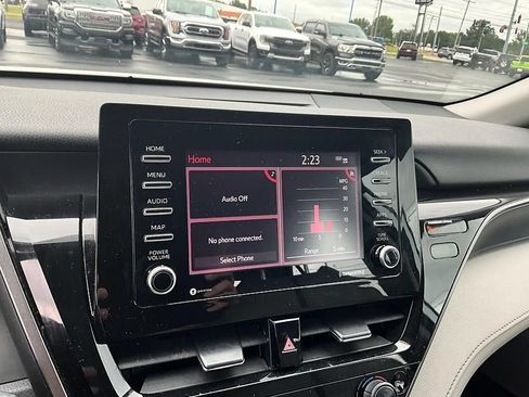 Used 2022 Toyota Camry SE FWD image 20