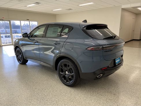 New 2024 Dodge Hornet R/T w/ R/T Blacktop Package image 9