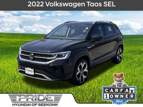 Used 2022 Volkswagen Taos SEL image 1
