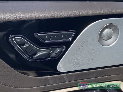 Used 2022 Lincoln Aviator Reserve w/ Equipment Group 201A AWD/4WD image 21