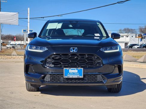 Certified 2024 Honda HR-V EX-L image 2