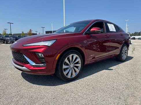 Used 2024 Buick Envista Avenir FWD image 2