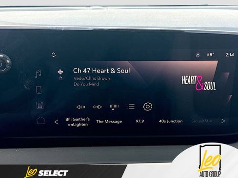 Used 2024 Buick Encore GX Avenir w/ Avenir Convenience Package FWD image 17