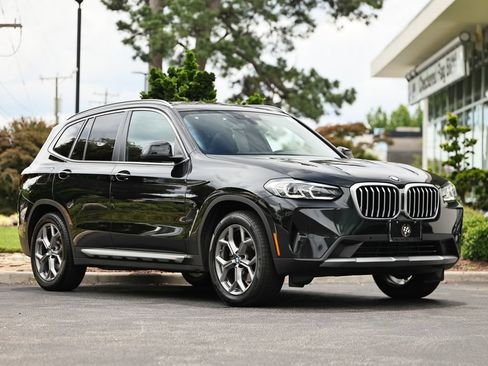 Used 2024 BMW X3 xDrive30i w/ Premium Package AWD/4WD image 1