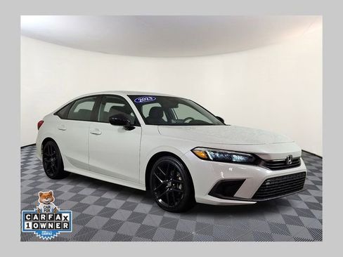 Used 2023 Honda Civic Sport image 1