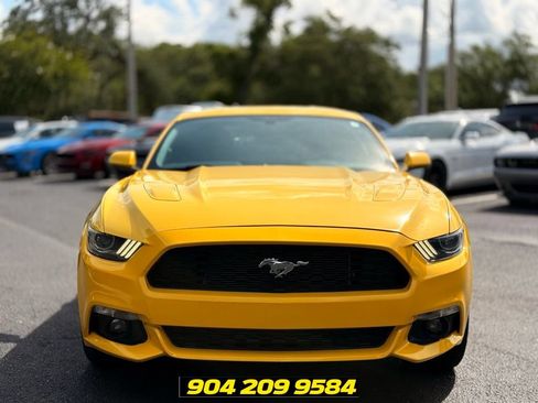 Used 2017 Ford Mustang GT RWD image 12