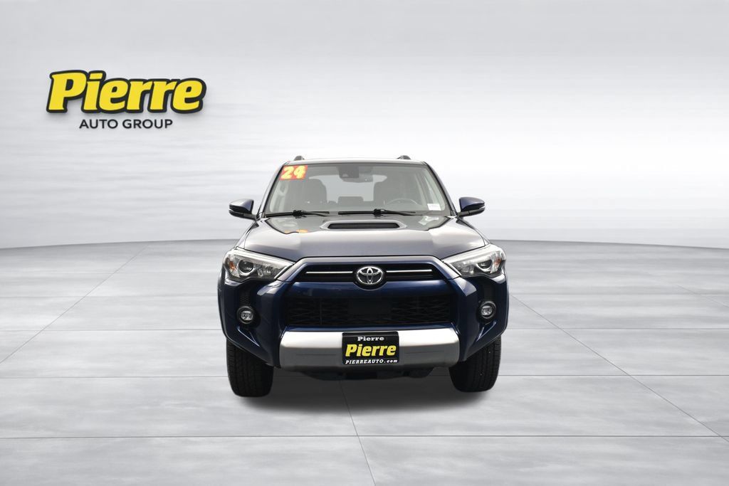 Used 2024 Toyota 4Runner TRD Off-Road Premium w/ Moonroof Package AWD/4WD image 5