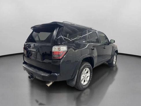 Used 2016 Toyota 4Runner SR5 Premium image 10