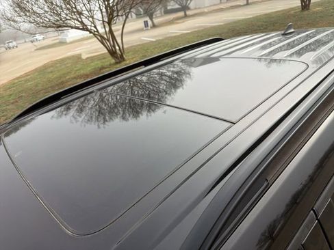 Used 2022 Ford Explorer ST w/ Equipment Group 401A image 7