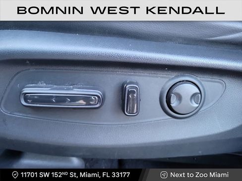 Used 2023 Honda CR-V Sport Touring image 11