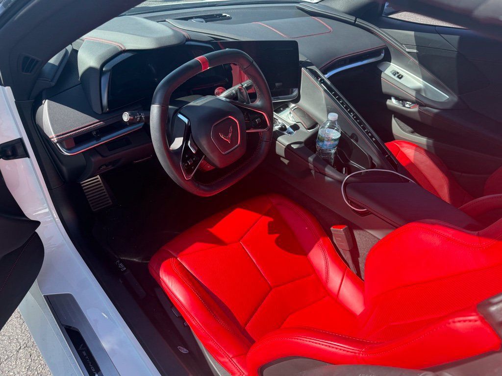 Used 2023 Chevrolet Corvette Stingray Convertible w/ Z51 Performance Package RWD image 7