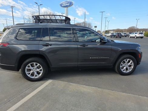 Used 2022 Jeep Grand Cherokee L Limited image 7