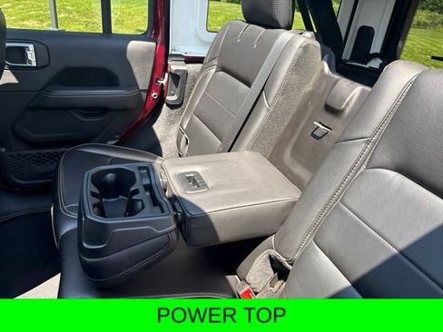 Used 2021 Jeep Wrangler Unlimited Sahara w/ Uconnect 4C Nav & Sound Group AWD/4WD image 40