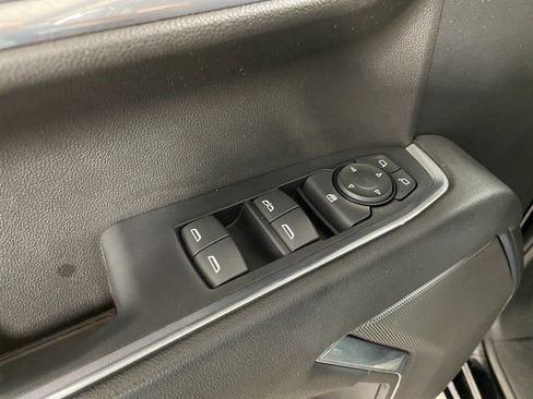 Used 2023 Chevrolet Silverado 1500 LT AWD/4WD image 19