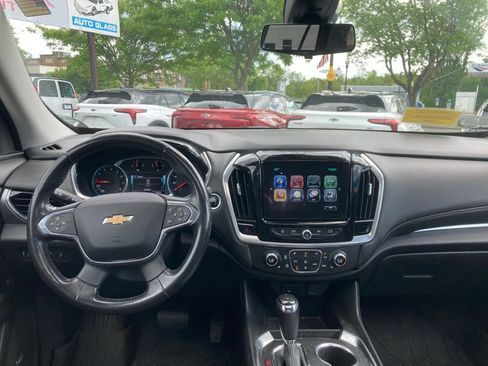 Used 2019 Chevrolet Traverse RS w/ LPO, Floor Liner Package AWD/4WD image 6