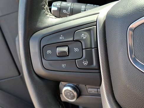 Used 2024 GMC Yukon Denali w/ Advanced Technology Package AWD/4WD image 22