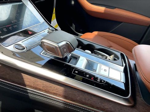 New 2026 Audi Q8 Prestige AWD/4WD image 7