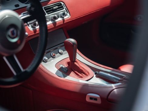 Used 2003 BMW Z8 RWD image 36