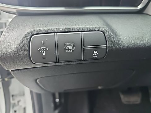 New 2026 Hyundai Elantra Limited FWD image 15