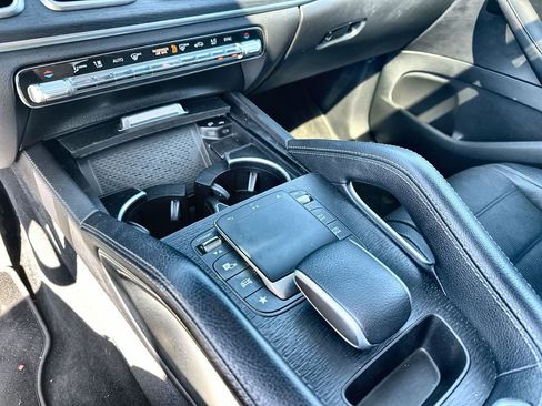 Used 2023 Mercedes-Benz GLE 350 4MATIC image 27